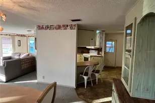 878 Jolanda Cir, Venice, FL 34285 - Photo 20