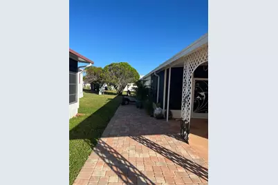 878 Jolanda Circle, Venice, FL 34285 - Photo 6