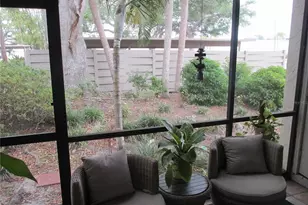 622 Bird Bay Dr E, Venice, FL 34285 - Photo 8