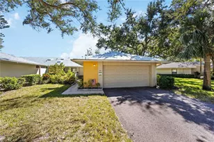 214 Southampton Dr, Venice, FL 34293 - Photo 1