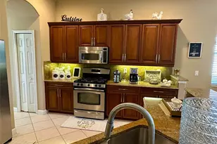 137 Medici Terrace, North Venice, FL 34275 - Photo 4