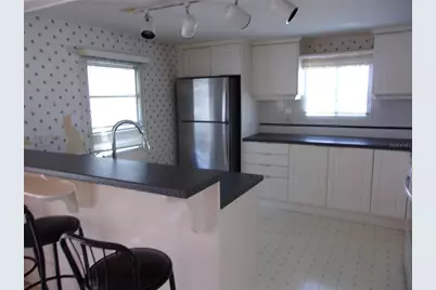 863 S Green Circle, Venice, FL 34285 - Photo 2