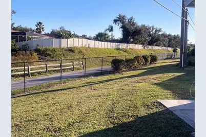 863 S Green Circle, Venice, FL 34285 - Photo 28