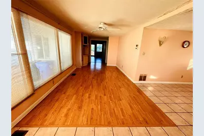 863 S Green Circle, Venice, FL 34285 - Photo 6