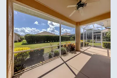 656 Silk Oak Drive, Venice, FL 34293 - Photo 2