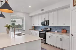 17580 Boracay Ct, Venice, FL 34293 - Photo 16