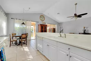 405 Tortuga Dr, Nokomis, FL 34275 - Photo 32