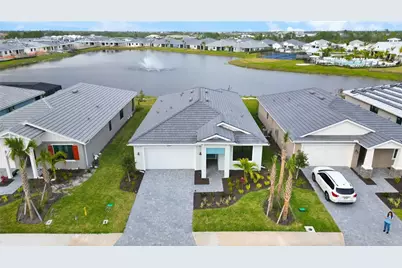 12768 Morning Mist Place, Venice, FL 34293 - Photo 2