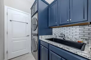 10132 Colubrina Dr, Venice, FL 34293 - Photo 16