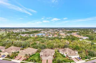 11409 Okaloosa Dr, Venice, FL 34293 - Photo 4