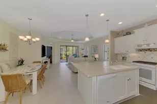 11409 Okaloosa Dr, Venice, FL 34293 - Photo 12