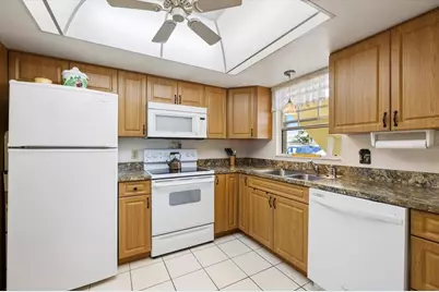 944 Capri Isles Boulevard #103, Venice, FL 34292 - Photo 12