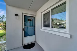 649 Tamiami Trail S, Venice, FL 34285 - Photo 2