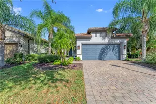 19066 Mangieri St, Venice, FL 34293 - Photo 4