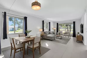 501 Parkdale Mews, Venice, FL 34285 - Photo 2