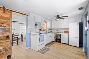 180 E Horton Ave, Englewood, FL 34223 - Photo 6