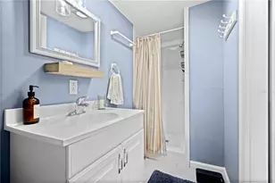 180 E Horton Ave, Englewood, FL 34223 - Photo 14