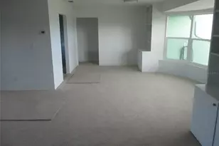 328 Shamrock Blvd, Venice, FL 34293 - Photo 4