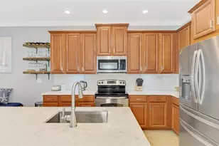 24786 Bonifay Pl, Venice, FL 34293 - Photo 8