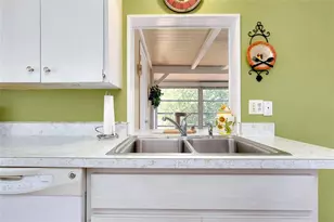 475 Circlewood Dr, Venice, FL 34293 - Photo 20