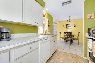 475 Circlewood Dr, Venice, FL 34293 - Photo 18