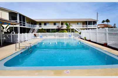 320 Base Avenue E #215, Venice, FL 34285 - Photo 8