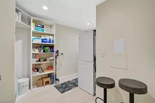 1099 Nokomis Ave S, Venice, FL 34285 - Photo 34
