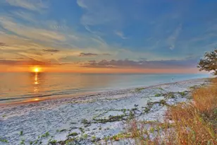 1099 Nokomis Ave S, Venice, FL 34285 - Photo 68