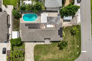 1099 Nokomis Ave S, Venice, FL 34285 - Photo 46