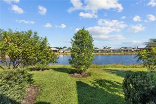 11018 Barnsley Dr, Venice, FL 34293 - Photo 16