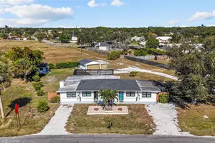 11 1st St E, Nokomis, FL 34275 - Photo 2