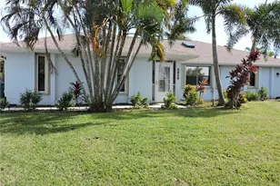 8170 Casa De Meadows Dr, Englewood, FL 34224 - Photo 2