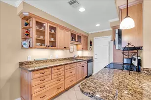 200 The Esplanade N, Venice, FL 34285 - Photo 8