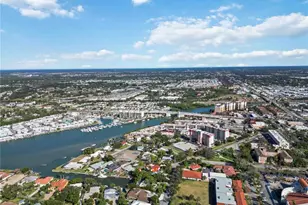 409 Manatee Ct, Venice, FL 34285 - Photo 32