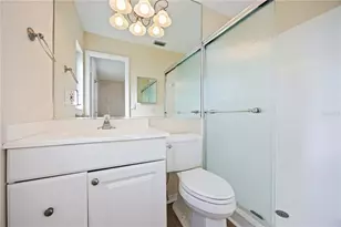 409 Manatee Ct, Venice, FL 34285 - Photo 18