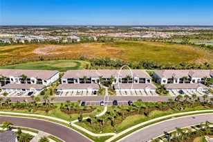 12520 Galapagos Ct, Venice, FL 34293 - Photo 2