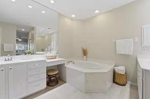 291 Hidden Bay Dr, Osprey, FL 34229 - Photo 4