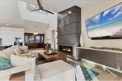 709 Eagle Point Drive, Venice, FL 34285 - Photo 8