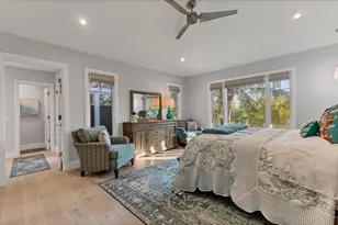 709 Eagle Point Dr, Venice, FL 34285 - Photo 22