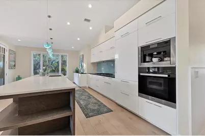 709 Eagle Point Drive, Venice, FL 34285 - Photo 14