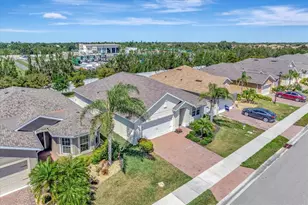 8997 Excelsior Loop, Venice, FL 34293 - Photo 2