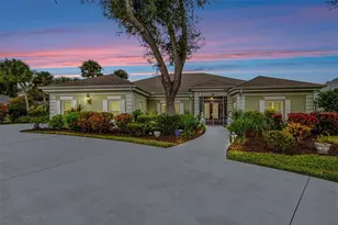 26 Golf View Dr, Englewood, FL 34223 - Photo 10