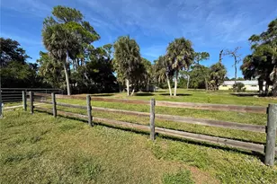 900 Crestwood Rd, Englewood, FL 34223 - Photo 32