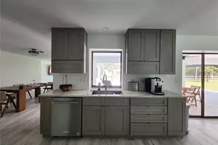 900 Crestwood Rd, Englewood, FL 34223 - Photo 4