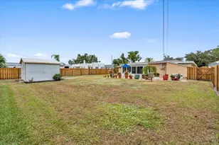 720 Myrtle Ave, Venice, FL 34285 - Photo 34