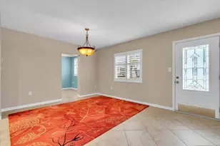 720 Myrtle Ave, Venice, FL 34285 - Photo 6