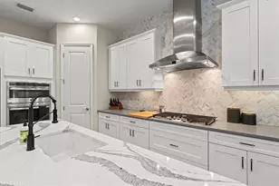 12631 Dunedin St, Venice, FL 34293 - Photo 16