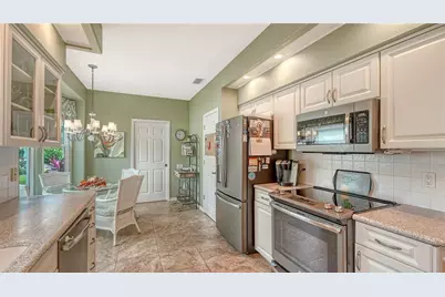 302 Lansbrook Drive, Venice, FL 34292 - Photo 16