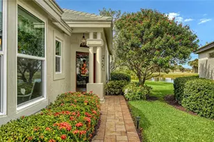 302 Lansbrook Dr, Venice, FL 34292 - Photo 4