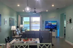 27136 Capri Shrs Cir, Englewood, FL 34223 - Photo 6